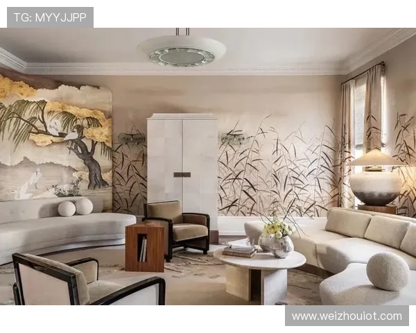 南梨央奈：邂逅一场东方韵味的静谧，品味时光里的东方美学